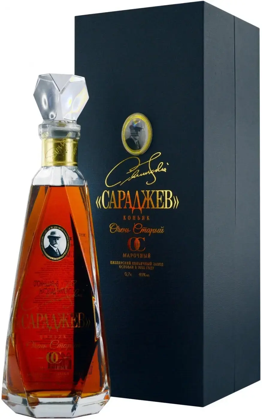 Коньяк ККЗ, Сараджев ОС, в подарочной коробке (сувенирный комплект), 0.7 л