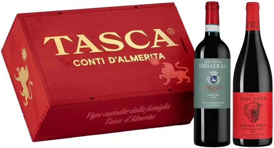 Набор Tasca d'Almerita Cygnus + Ghiaia Nera, gift set, 0.75 л