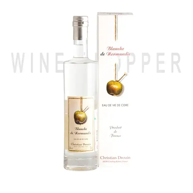 Кальвадос Blanche de Normandie in gift box 0.7 л