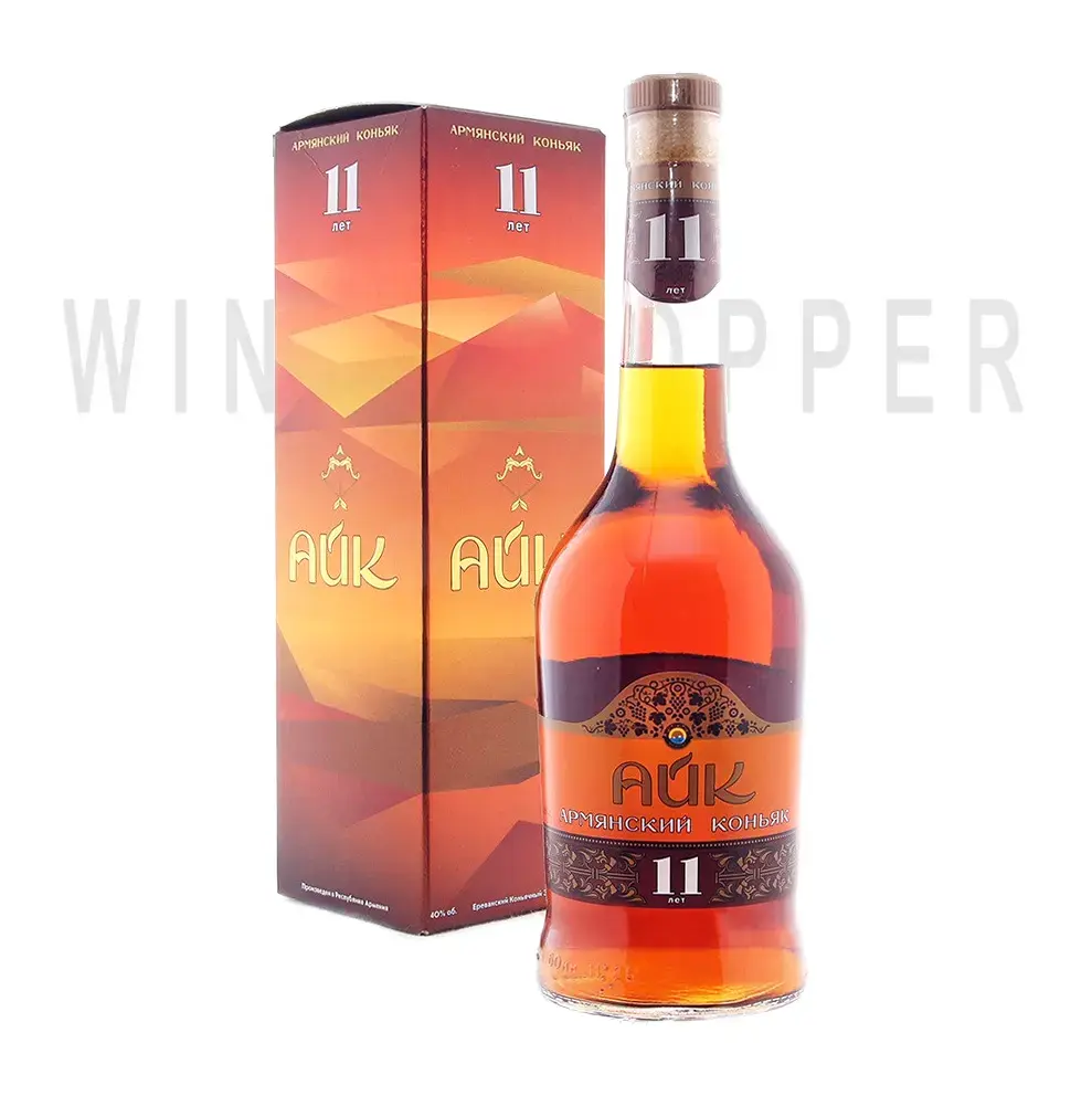 Коньяк Aik 11 years old gift box 0.5 л