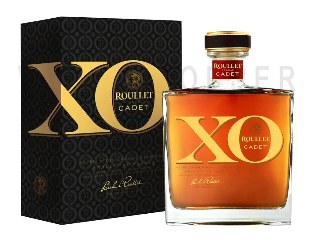 Коньяк Roullet Cadet XO, gift box 0.7 л
