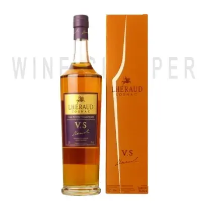 Коньяк Lheraud Cognac VS in gift box 0.7 л