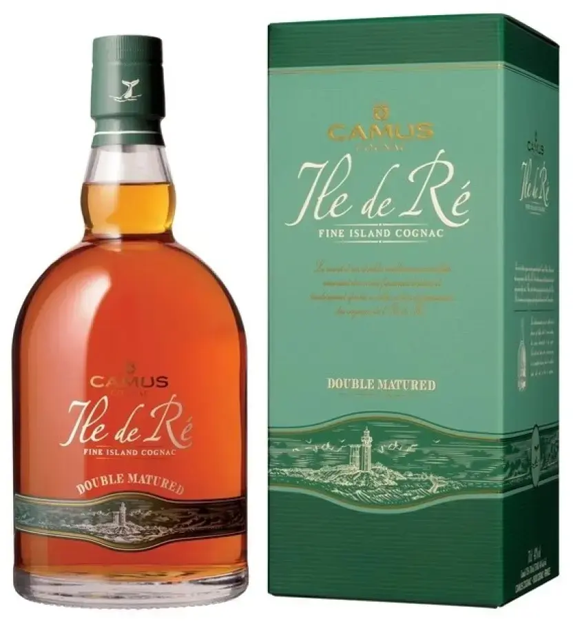 Коньяк Camus Ile De Re Fine Island Cognac Double Matured, gift box 0.7 л